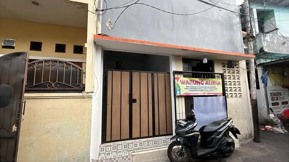 Di kontrakan Rumah