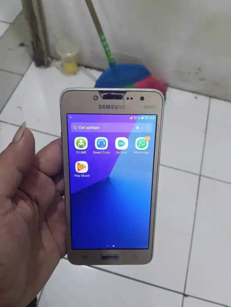 Samsung j2 frem