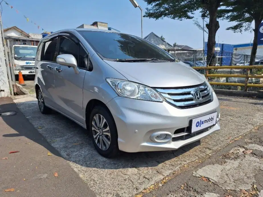 DP MURAH Honda Freed 1.5 E Bensin-AT 2014 CFYCB