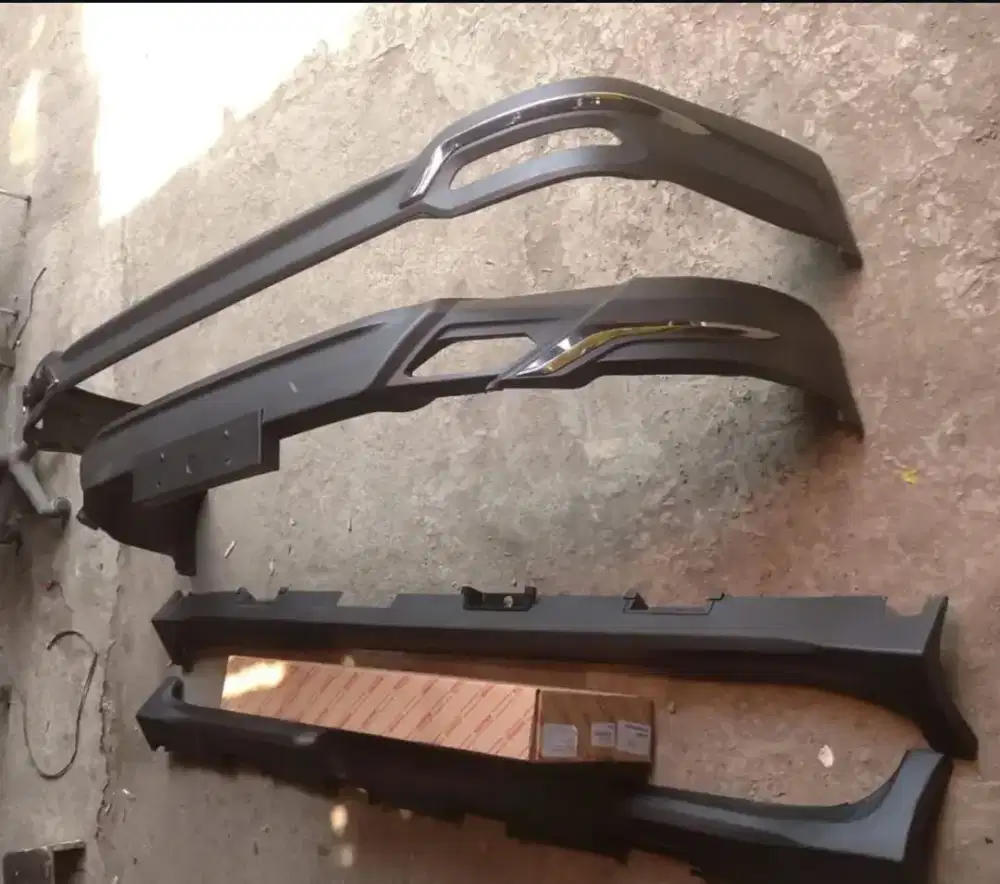 Bumper add on upgrade tipe venturer innova