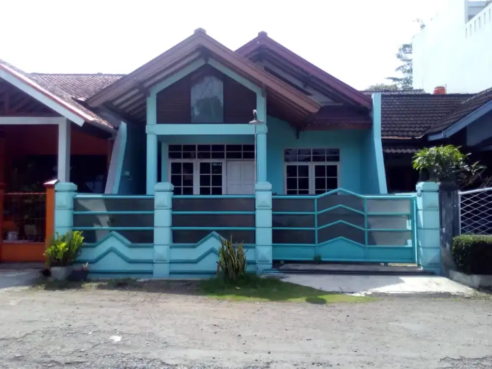DIJUAL CEPAT Rumah Asri Siap Huni Nyaman di Batu Permata Margacinta