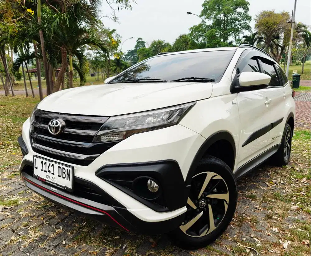 Toyota RUSH 2019 pmk 2020 MATIC TRD Sportivo Nama Sendiri Pajak Baru