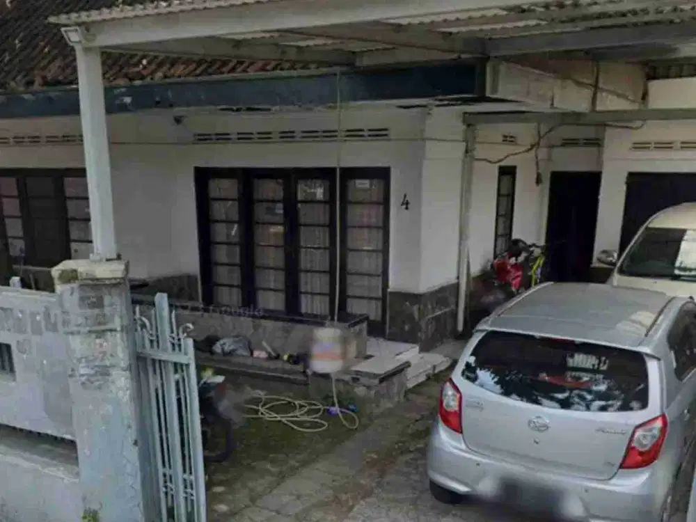 Rumah klasik terawat di sayap jalan sunda bandung