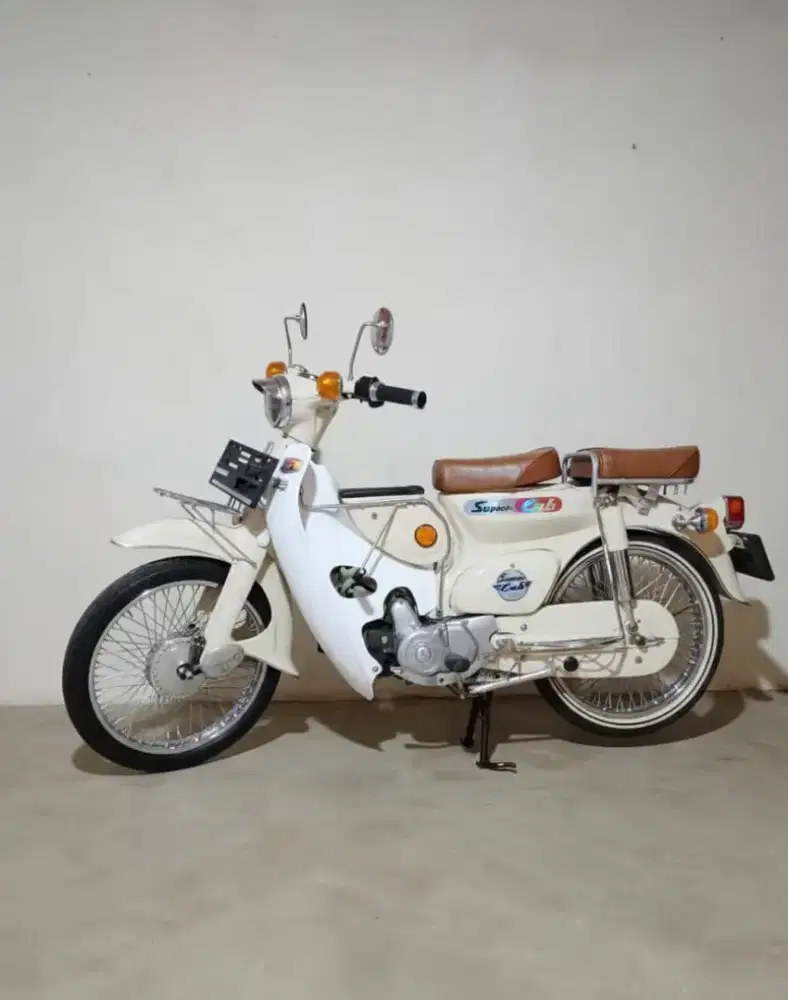 Honda c70 basic Astrea grand