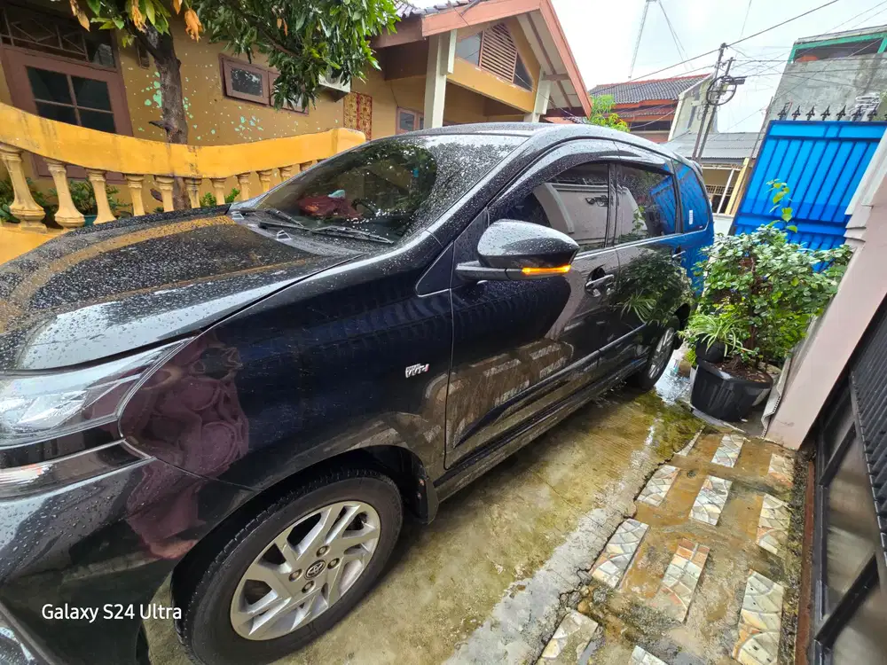 Toyota Avanza Veloz 2019 - KM kecil hanya 18ribu