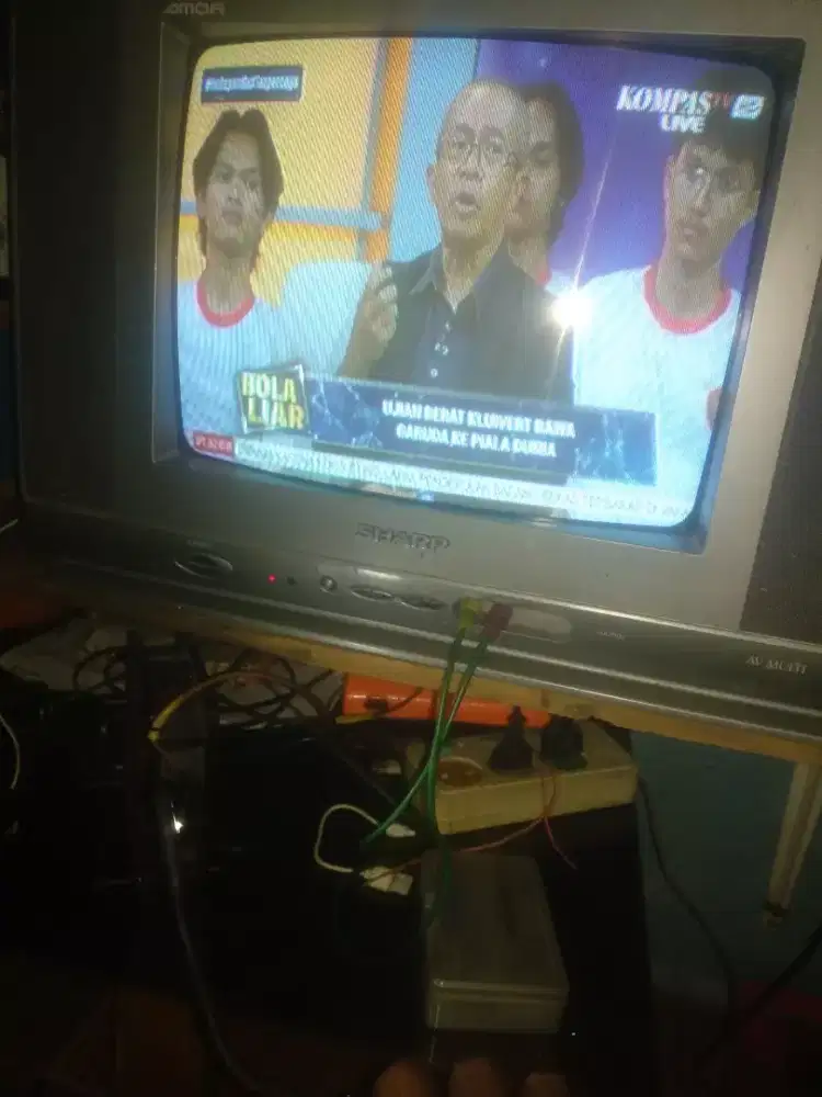jual tv tabung SHARP 14 inc + STB