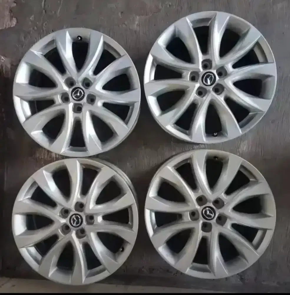 Velg OEM Mazda CX-5 Ring 19