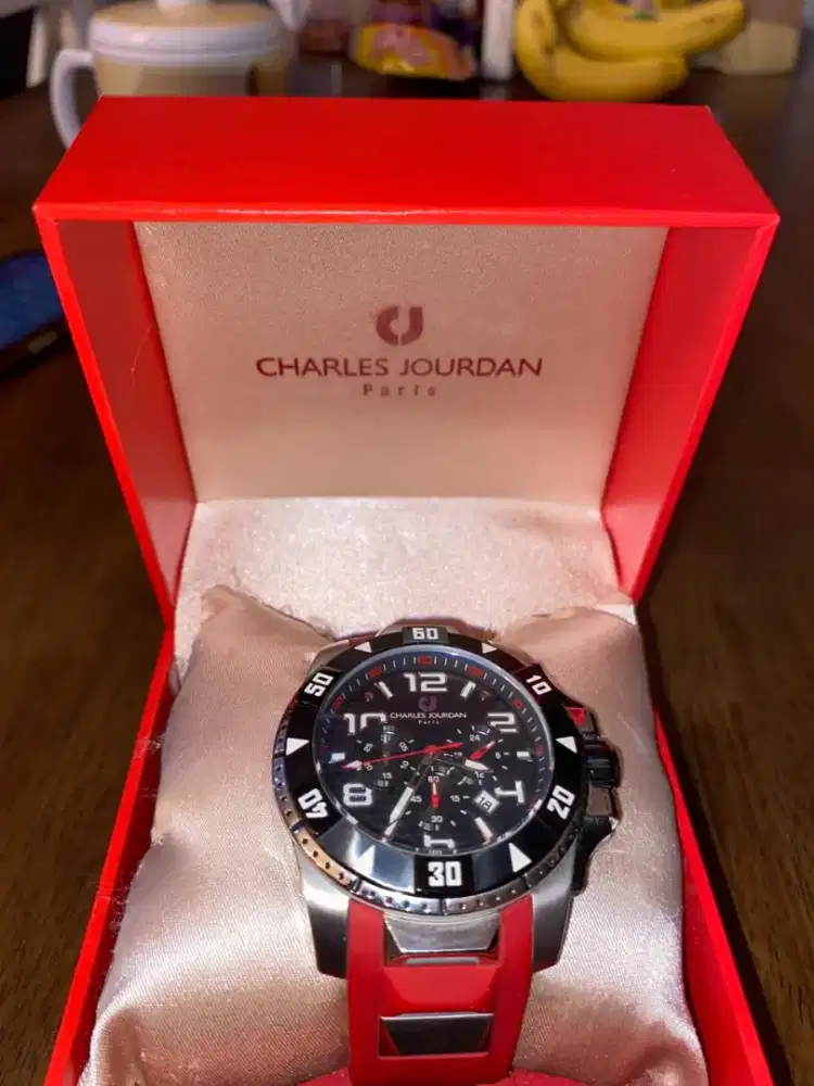 jam tangan Charles jourdan