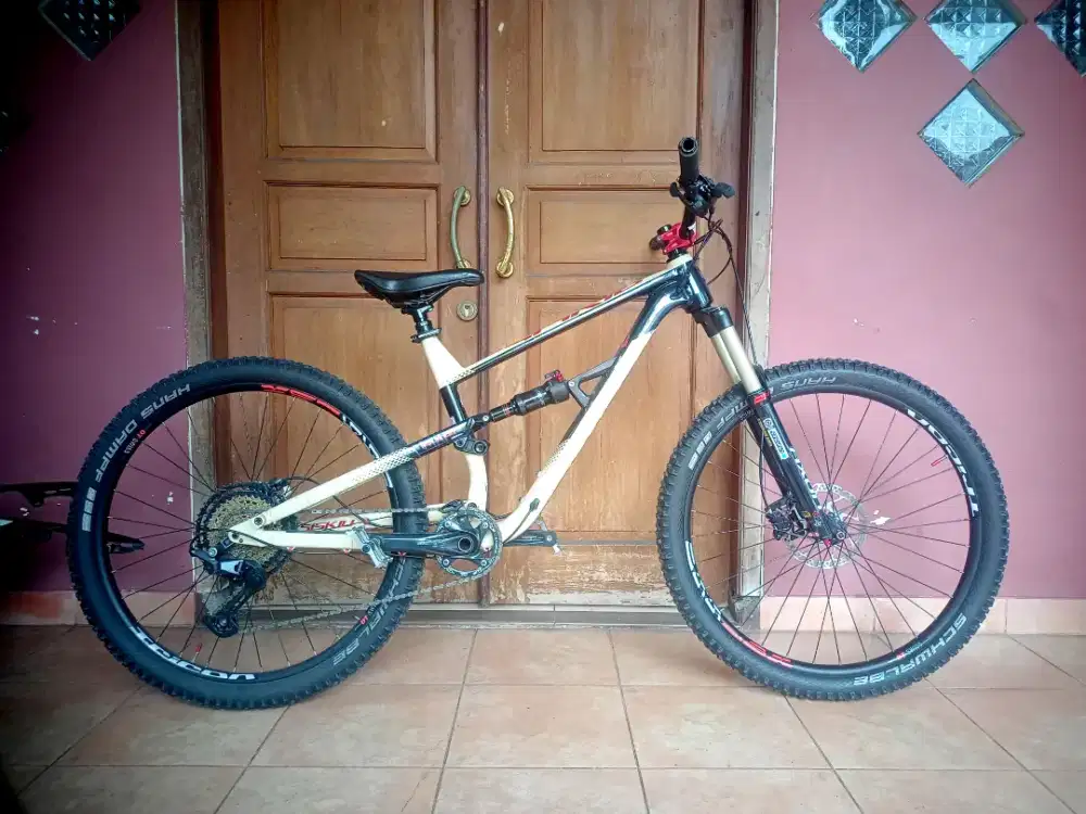 Polygon Siskiu D7