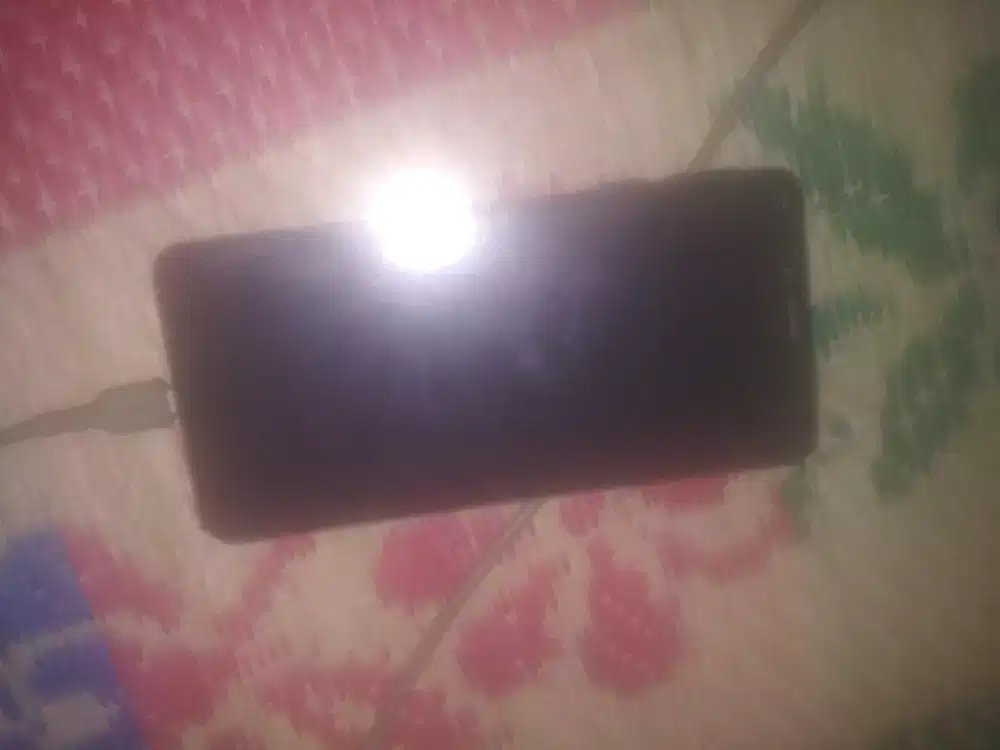 Xiaomi 6a nyala LED aja sama getar kalo di tekan power