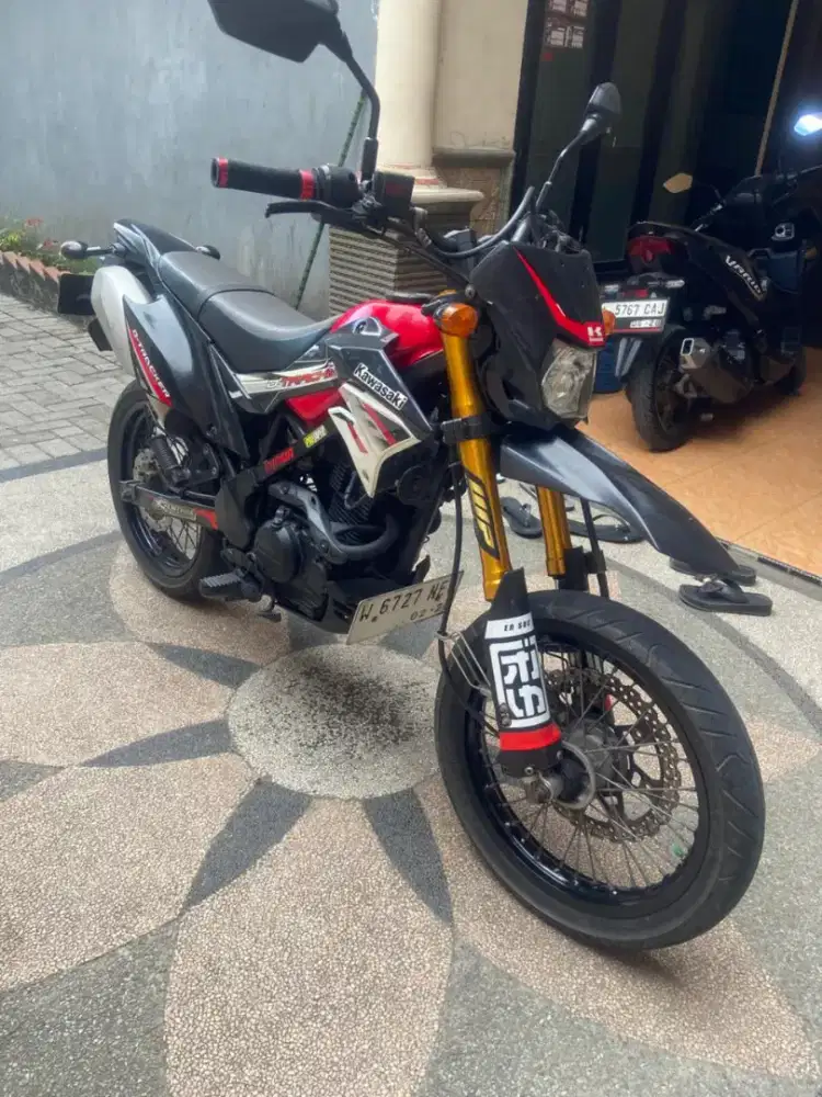Kawasaki D-tracker 150