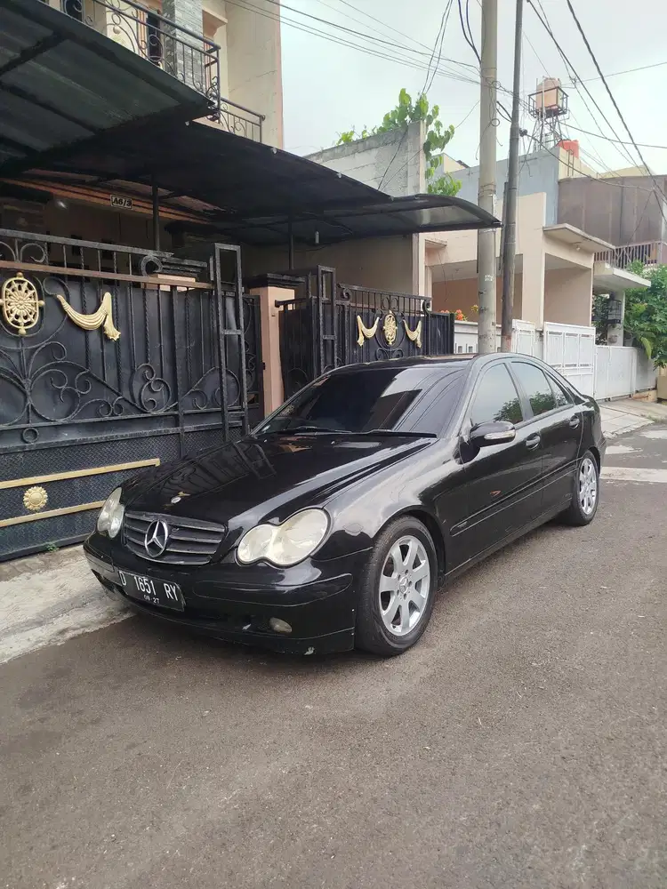 Mercedes-Benz C180 2001 Bensin