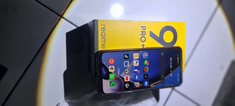 REALME 9 PRO + 8/256