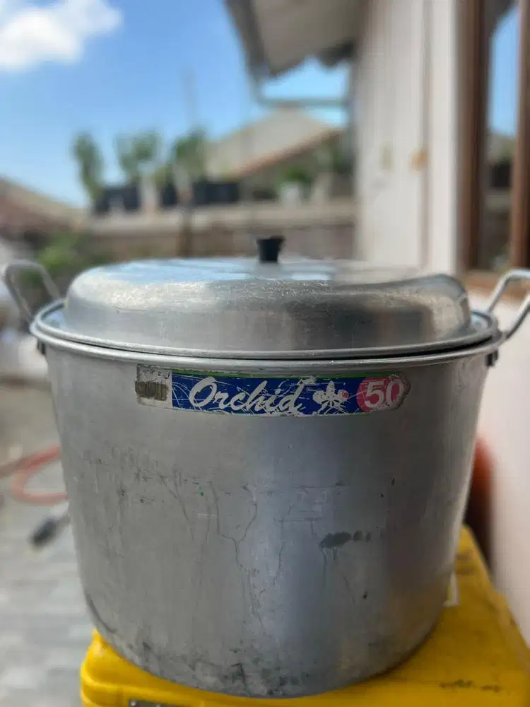 Jual perlengkapan bekas resto baso