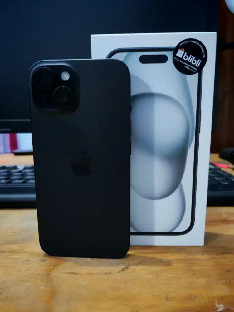 Iphone 15 (128) Like New Garansi GDN Free Adaptor Ori Apple 20W