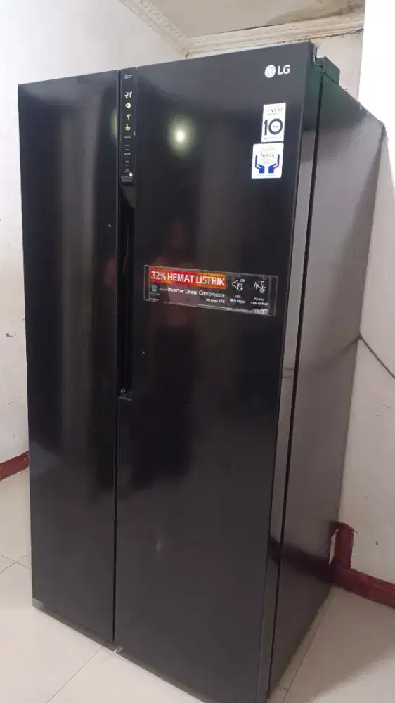 KULKAS 2 PINTU LG SBS (32%HEMAT LISTRIK)