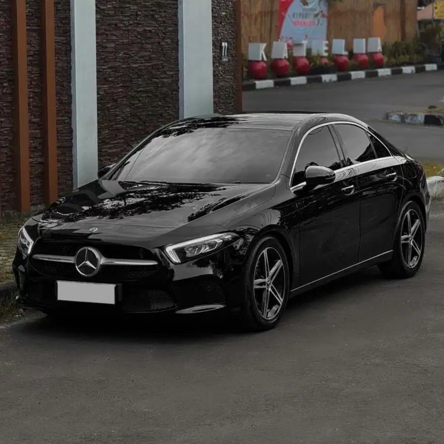 (CASH) Mercedes Benz A200 Sedan MBUX 2019