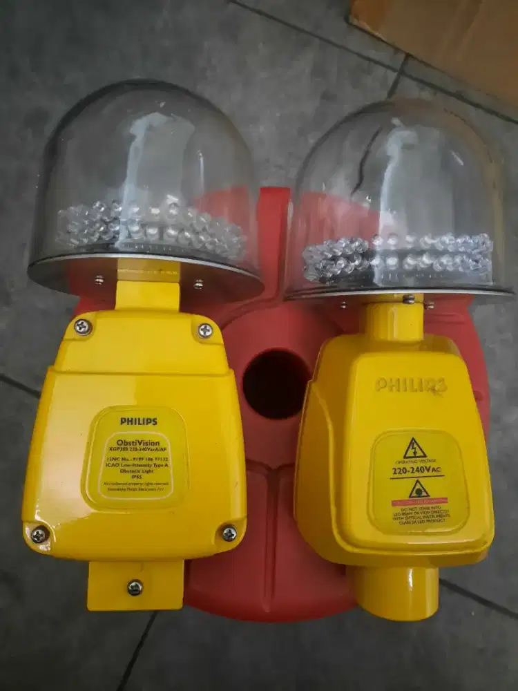 Lampu OBL XGP 388 Philips 220 Vac