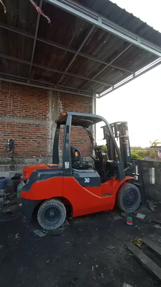 Forklift hercules isuzu