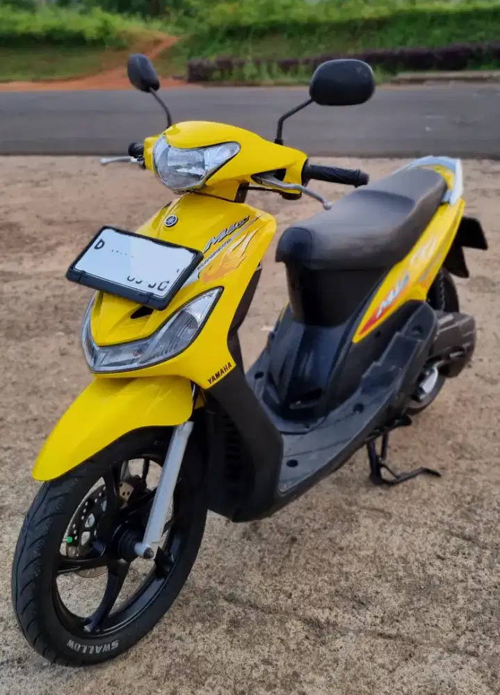 Mio 2010 kuning