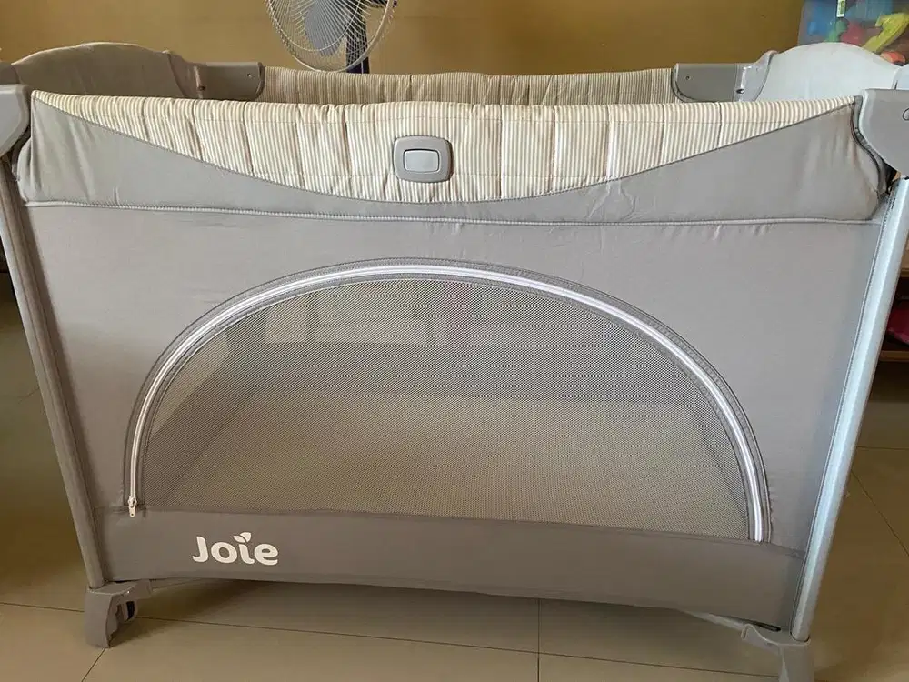 Joie kubbie travel baby box