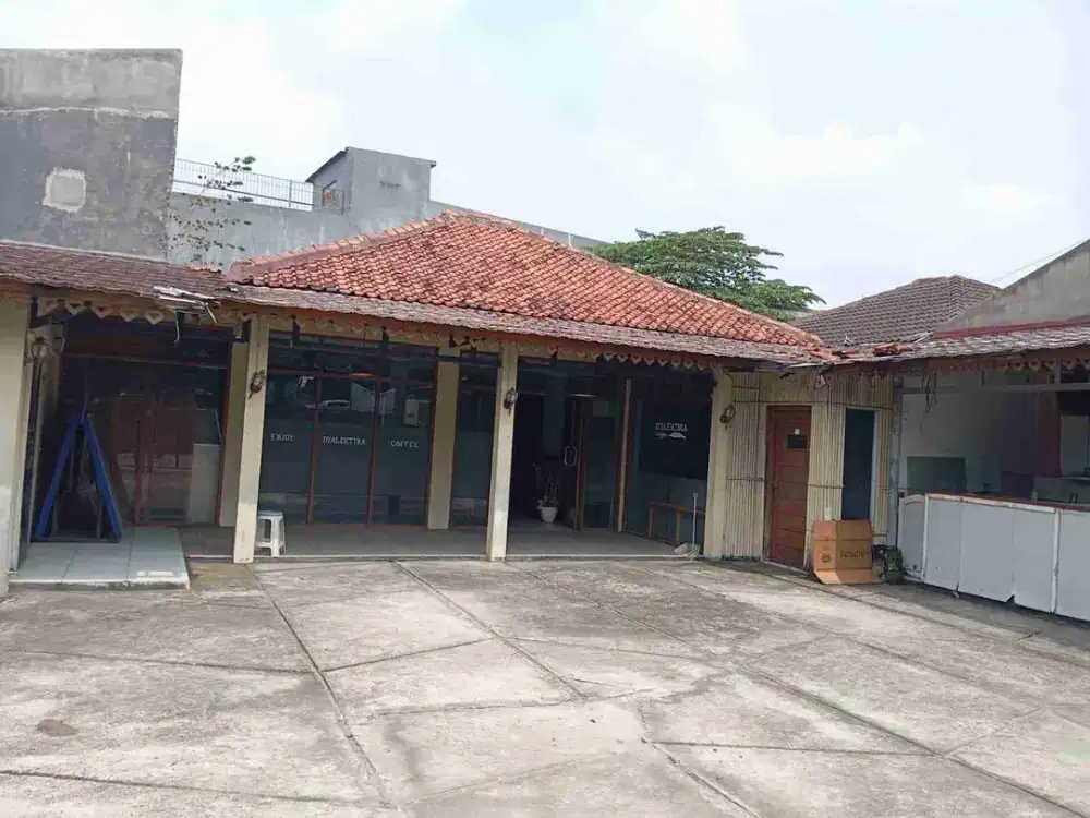 Di Sewakan Rumah Tempat Usaha