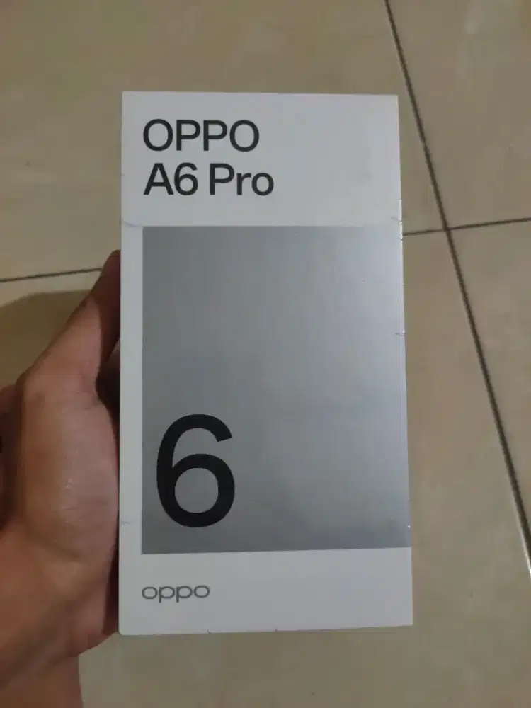 Hp oppo A6 PRO 8/128 Rp.3300 masih baru blm dipakai.