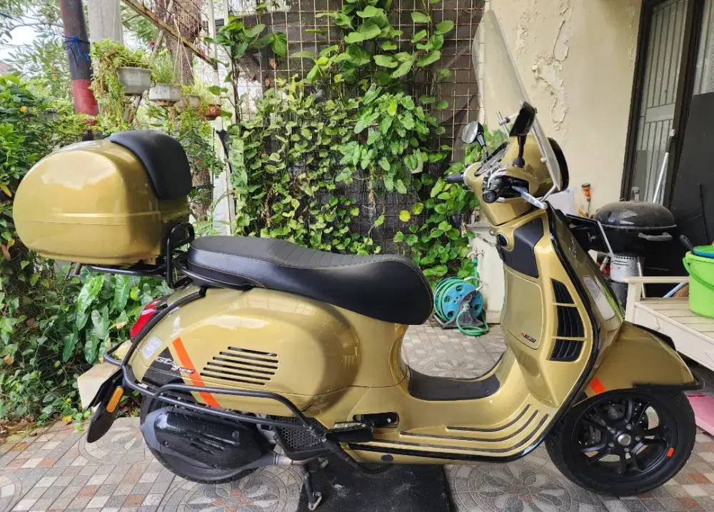 VESPA GTS SUPER SPORT 150 i-get ABS