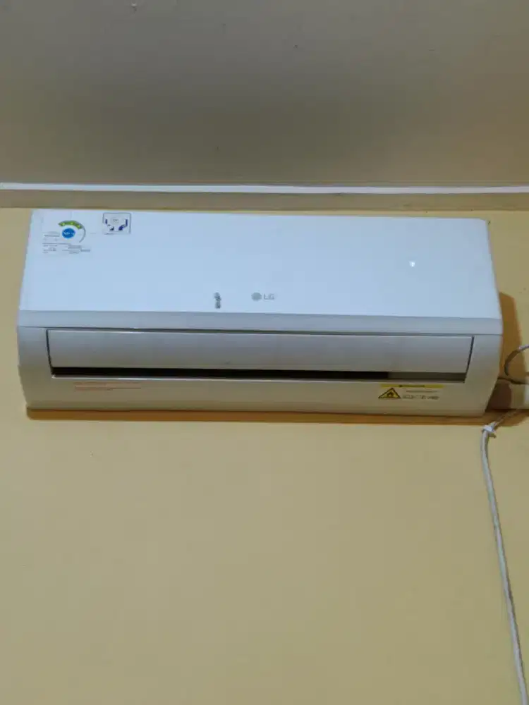 Jual cepat AC LG 1/2 pk