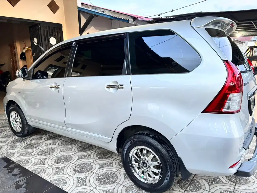 Toyota Avanza 2012 Bensin