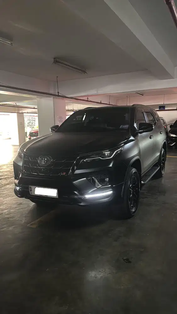 Fortuner VRZ GR 2.8 matic diesel cash