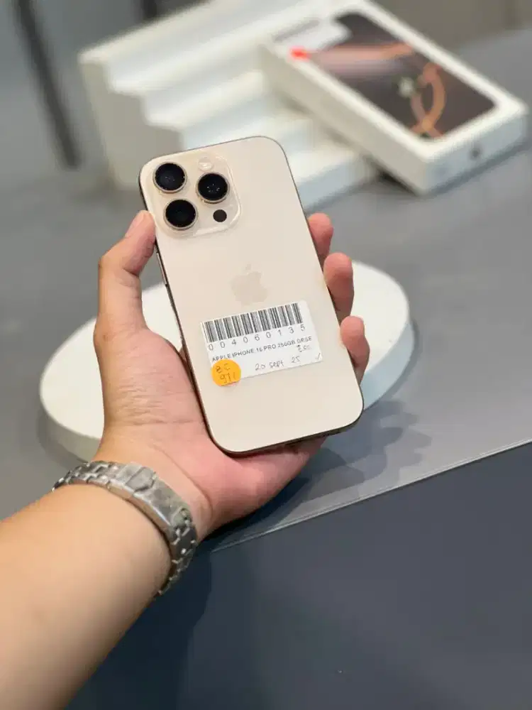 Iphone 16 Pro second