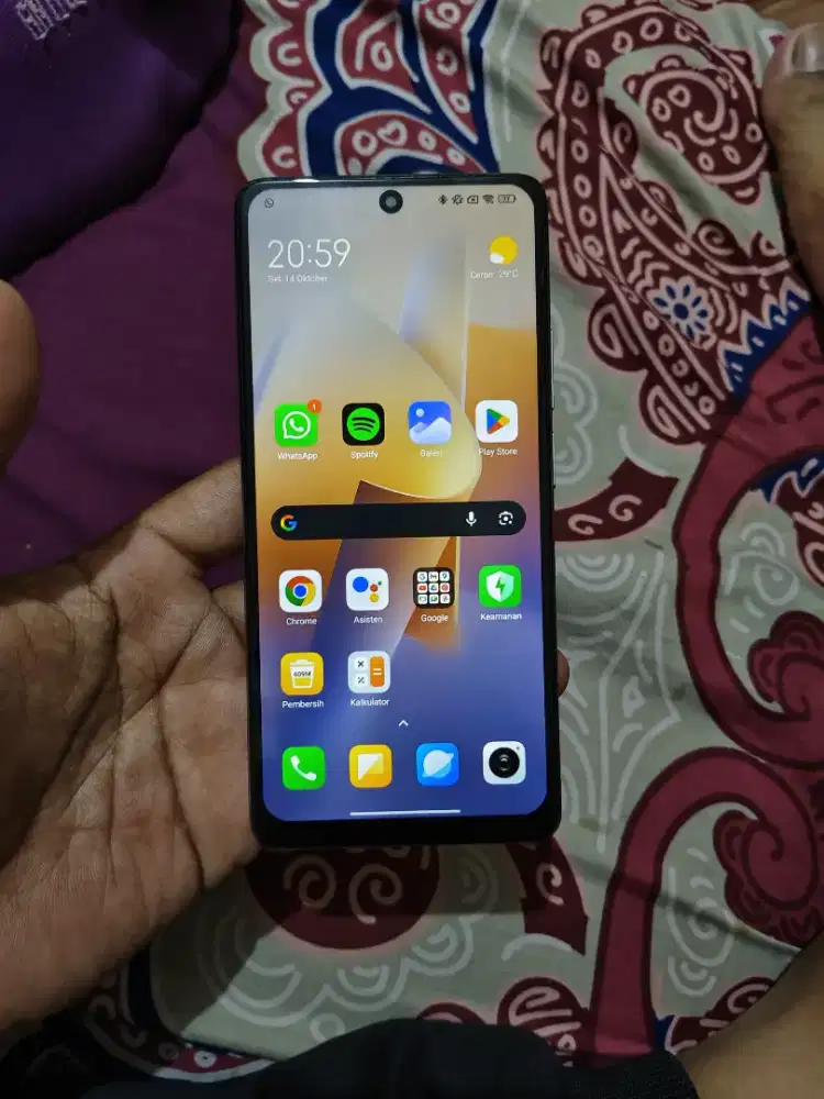 Xiaomi 11t 5g 8/256gb minus sudah ganti lcd