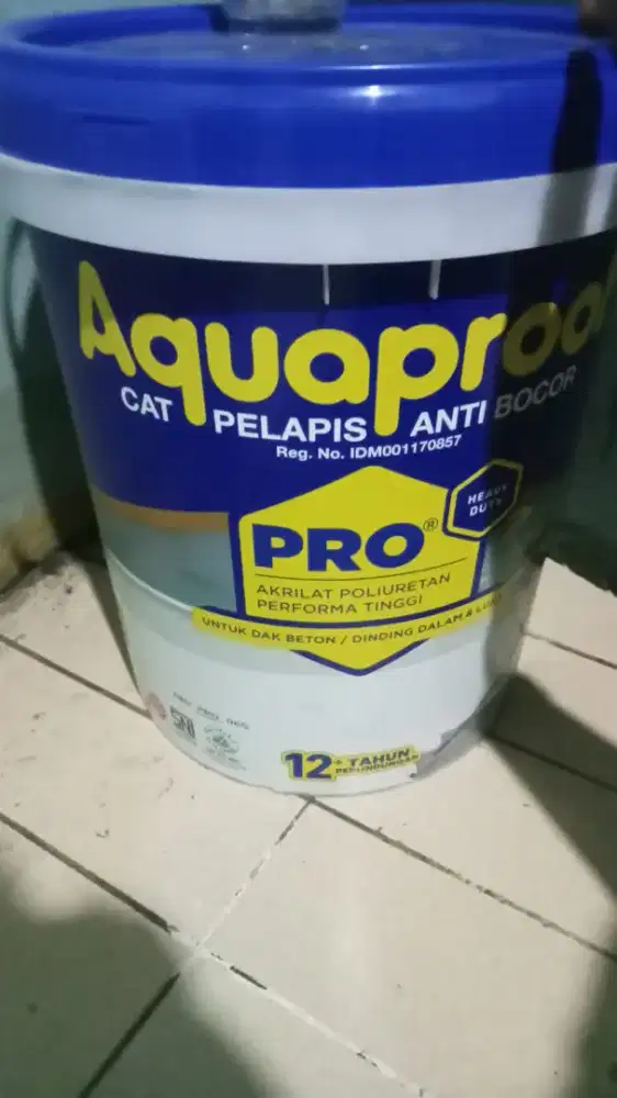 Cat aquaproof ember