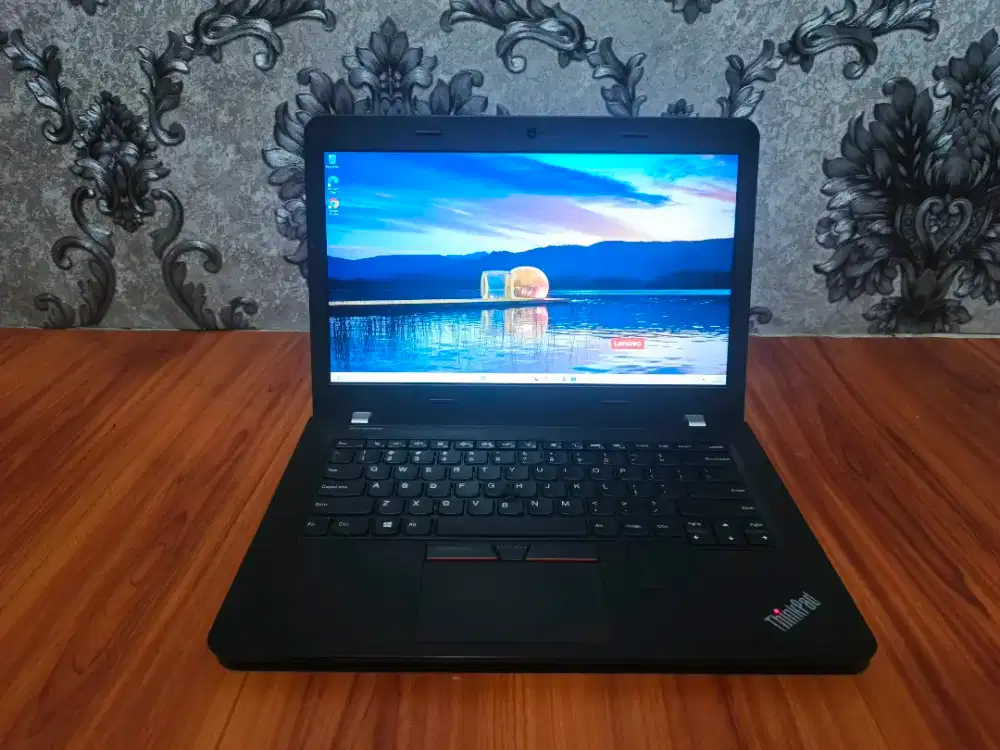 Lenovo Thinkpad E460 Core i5 Ram 8gb SSD 256GB Normal siap pakai