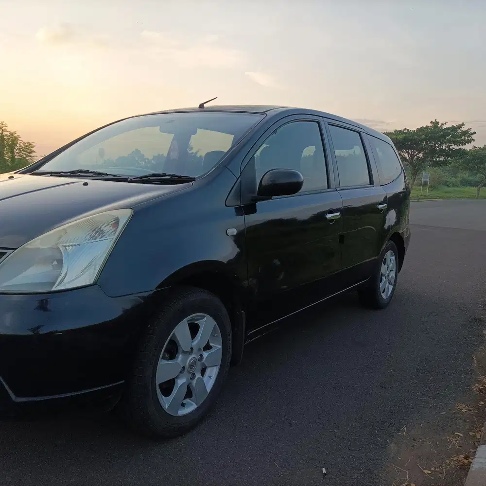 Nissan Grand livina 2008 Bensin