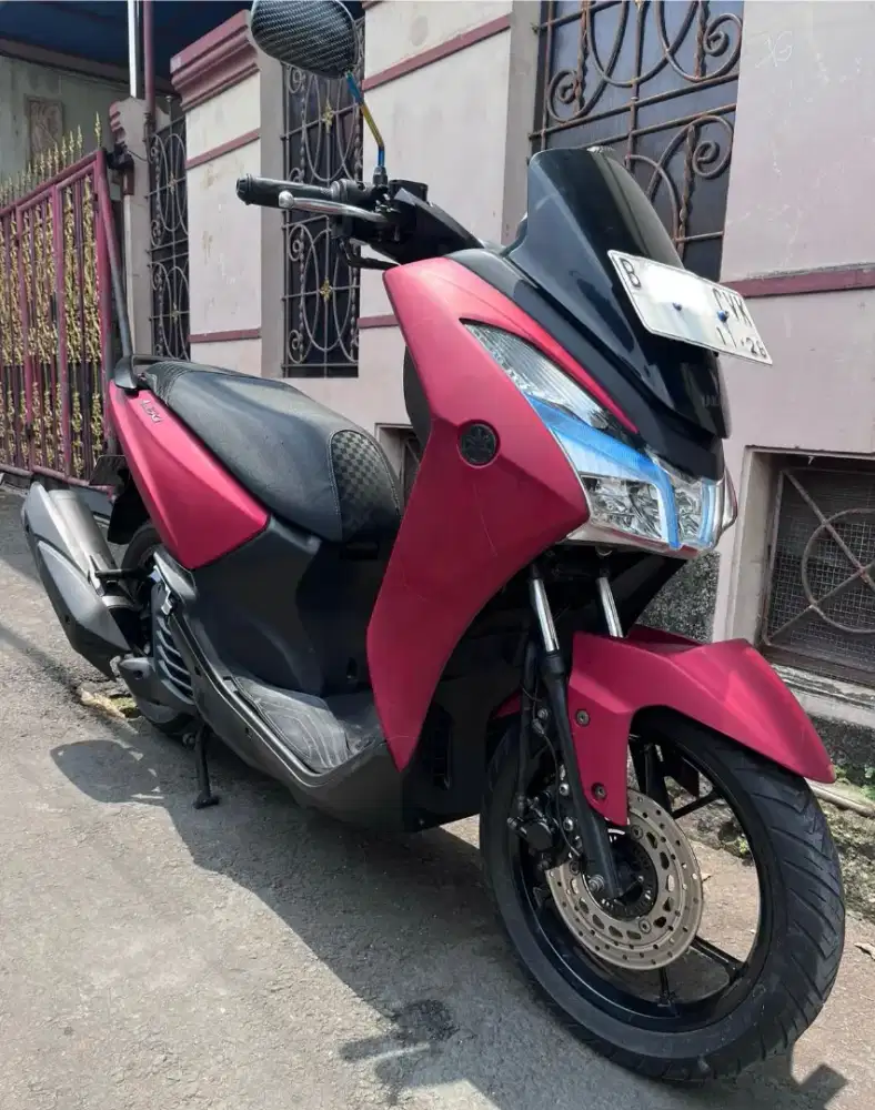 Yamaha Lexi 125 2018 Merah