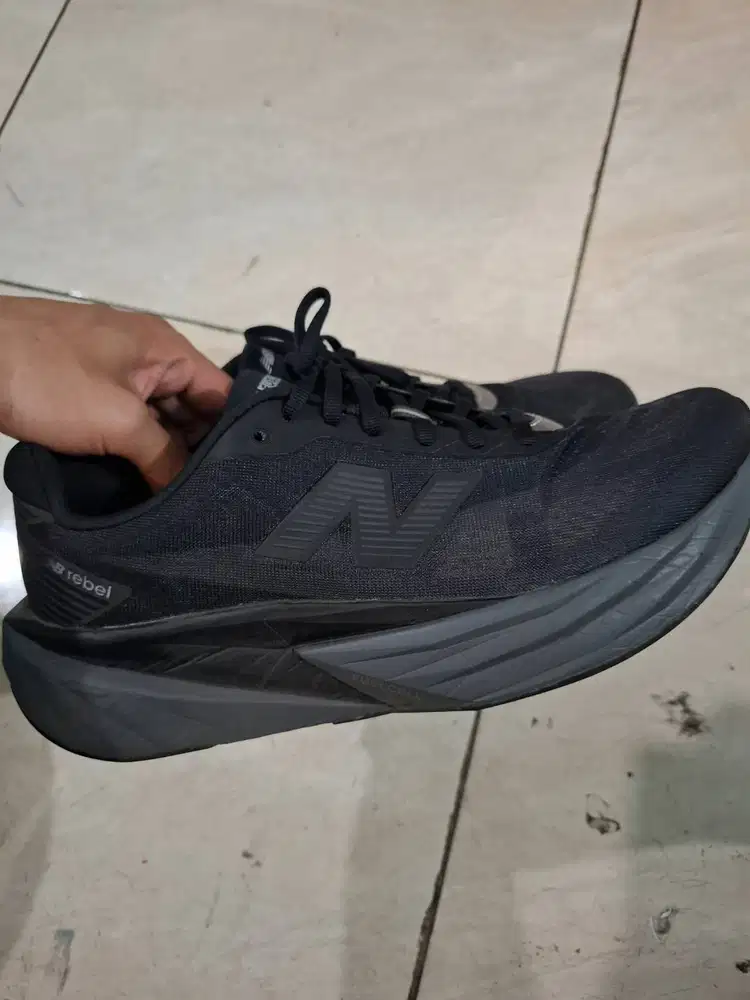 New Balance FuelCell Rebel V5 All black Size US 10