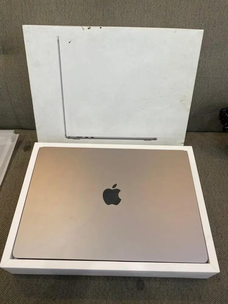 Macbook air m2 8/256 15inci ibox