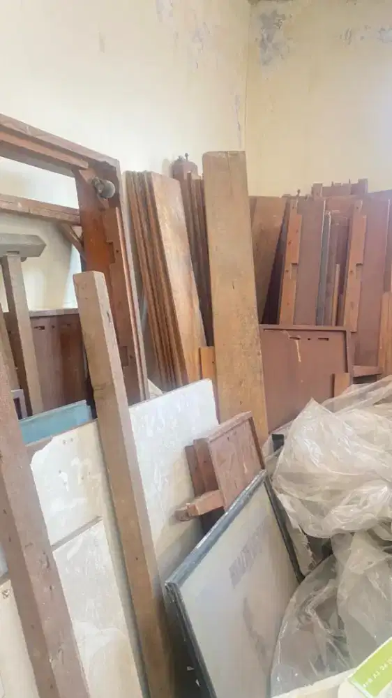 DIJUAL KAYU JATI ASLI KUNO PULUHANTAHUN