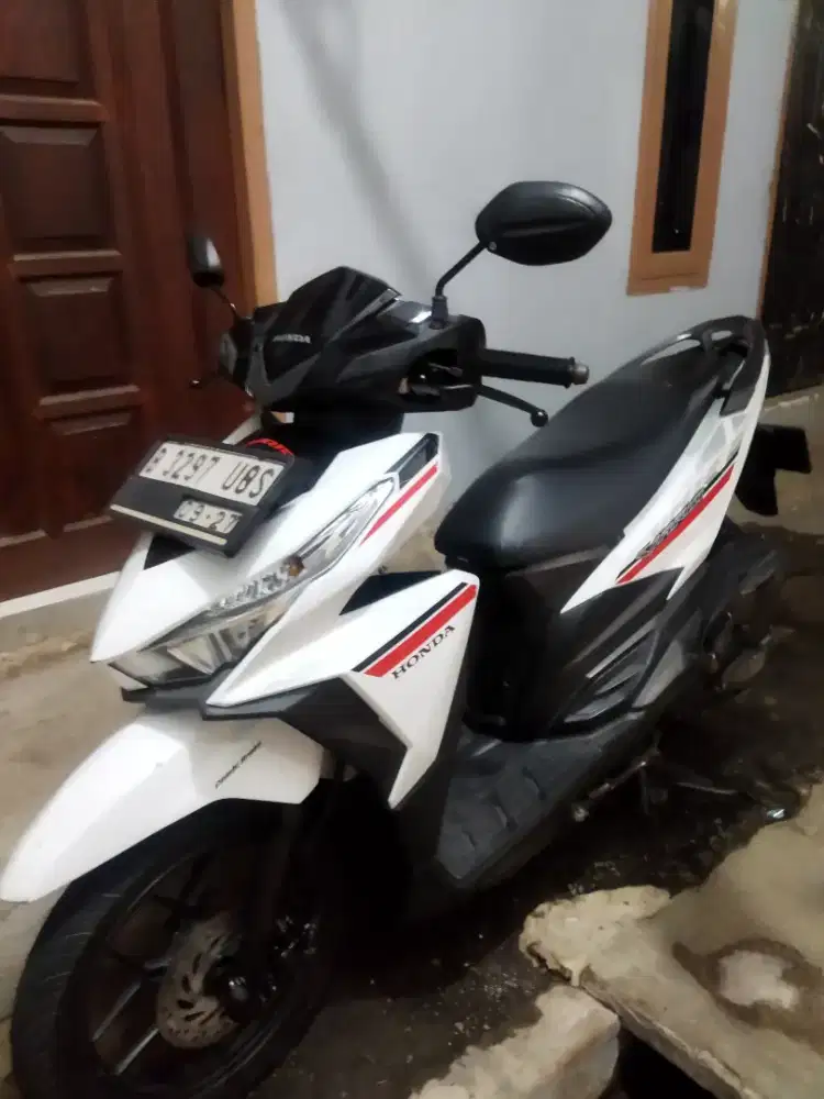 Honda vario 125 Tahun 2017 Pajak B-DKI Jakarta Hidup Panjang