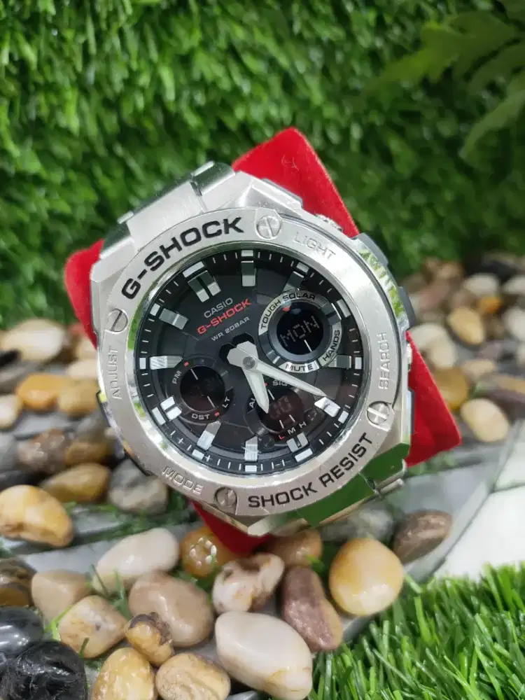 G-Shock GST-S110D Though solar Still
