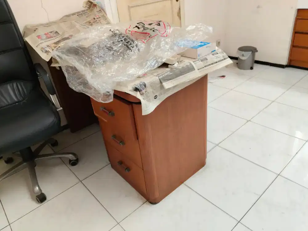 Jual murah meja tulis terbuat dari kayu jati