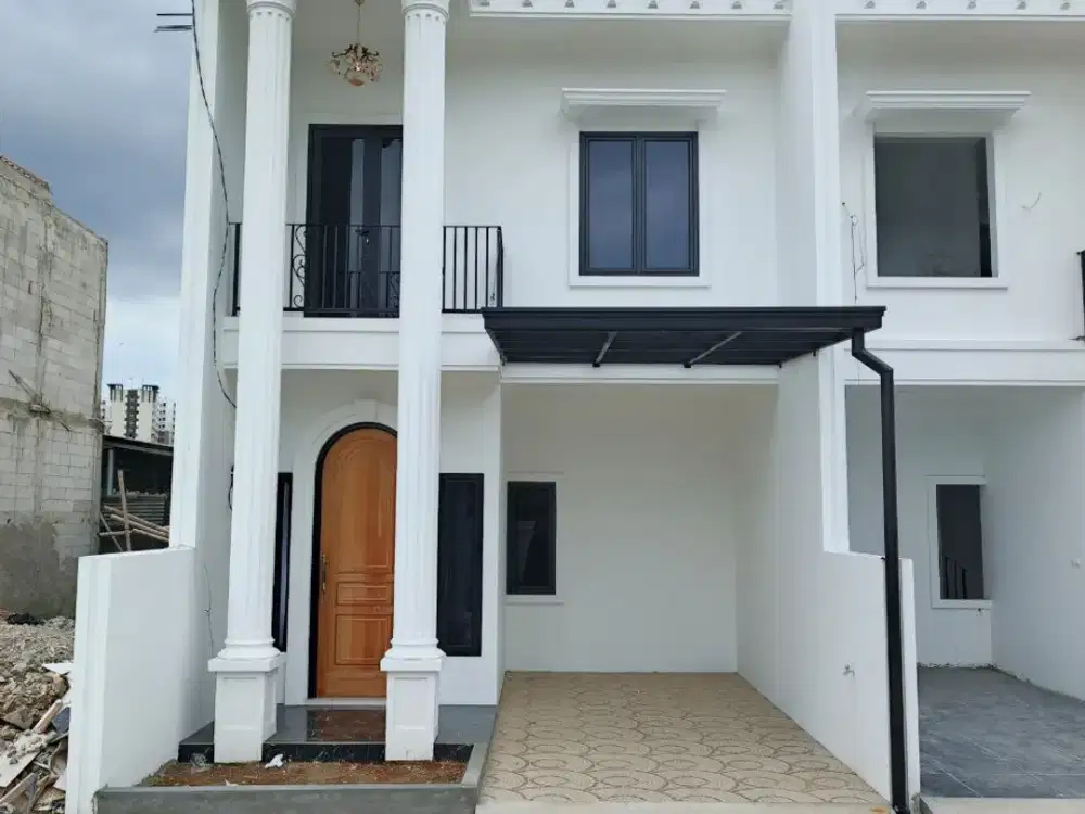 Dijual Rumah Strategis 2 Lantai Pondok Bambu Jakarta Timur, Dekat SMAN 50