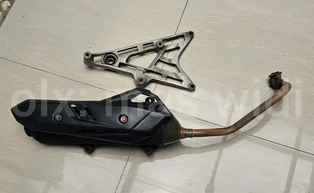 KNALPOT STANDAR VARIO LED OLD ARM LED OLD TAMENG AIRBLADE 2