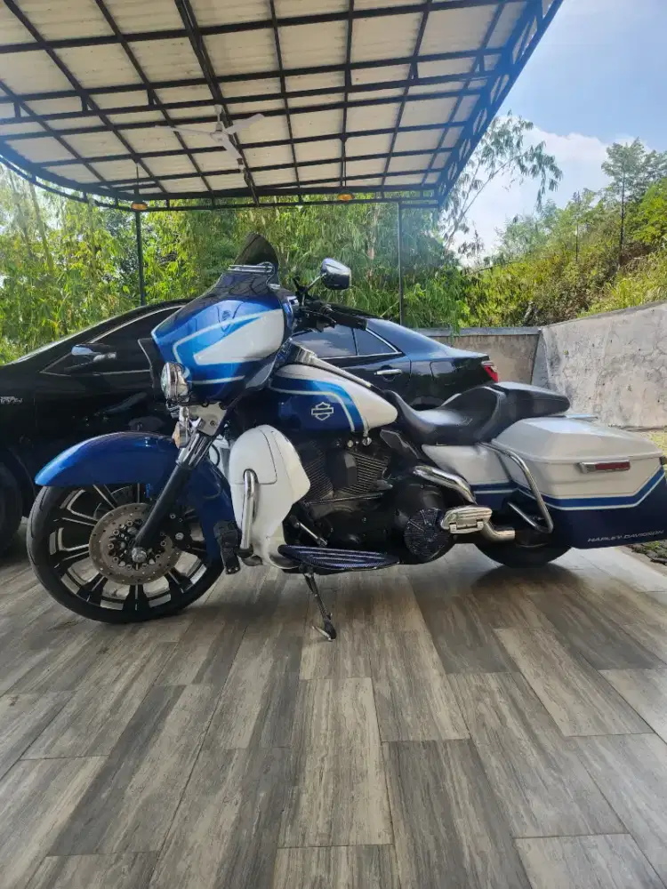 Electra glide 2005 karbu