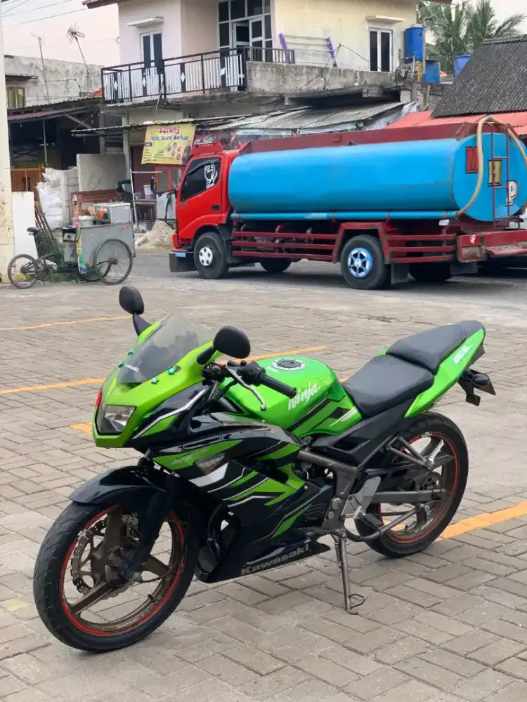 Kawasaki Ninja RR New