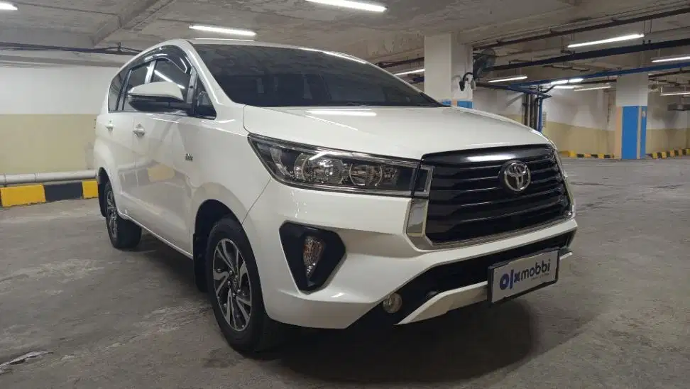 DP MURAH Toyota Kijang Innova 2.0 G Bensin-AT 2021 Putih CFFUB