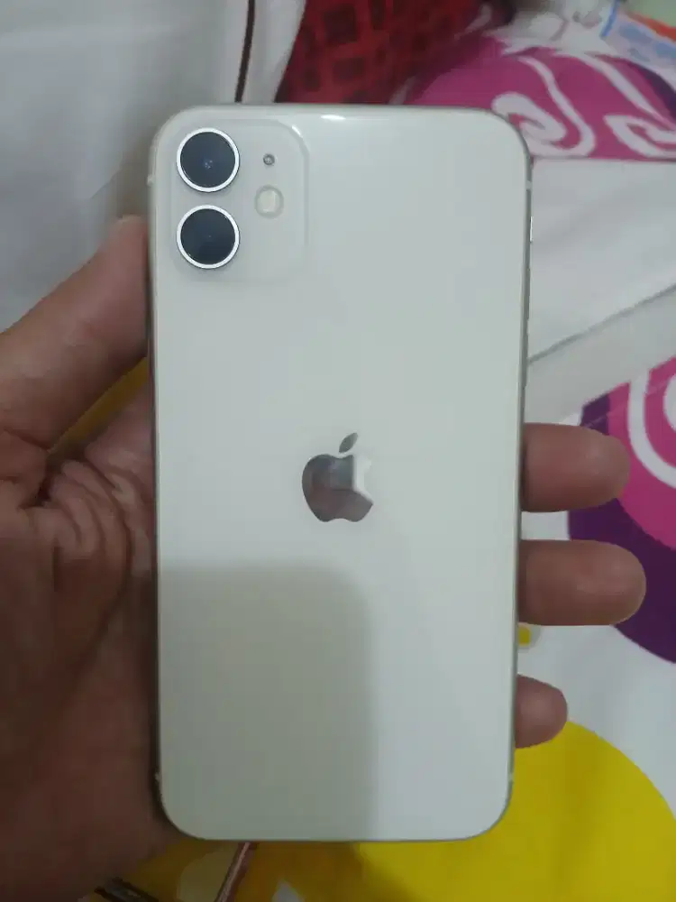 Iphone 11 White 64GB Bea Cukai Sinyal Aman