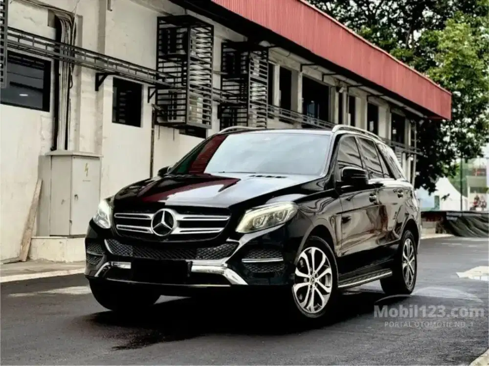 Dijual Mobil Merzedez Benz GLE 250D AT